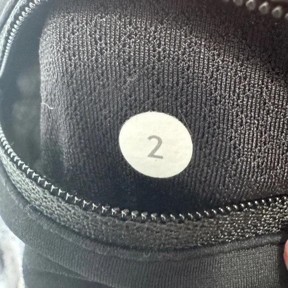 Lululemon Run For Your Money Jumper Short - Picture 2 of 14